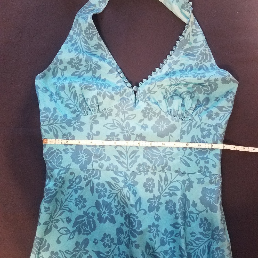 Laundry by Shelli Segal silk halter dress💥2/$10💥